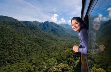 Passeio de Trem Curitiba a Morretes: O Mais Bonito do Brasil e o Terceiro Mais Bonito do Mundo